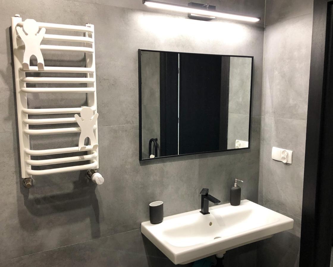 Bieszczadzkie Utulenie Apartment อุสชิกีดอลเน ภายนอก รูปภาพ